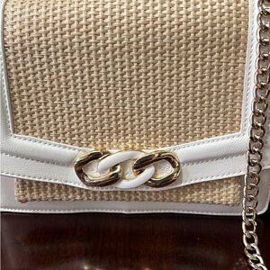 Elegant White and Tan Woven Women's Bag